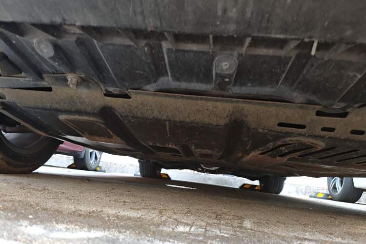 Used Nissan Teana 2014 Duke 2.5L XV-NAVI-FES Prestige Edition Chassis Front
