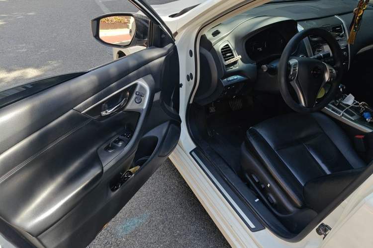 Used Nissan Teana 2014 2.0L XL Upper Tech Edition Driver Seat
