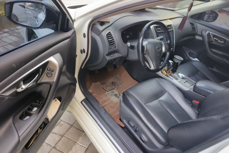 Used Nissan Teana 2014 2.0L XL Upper Tech Edition Driver Seat