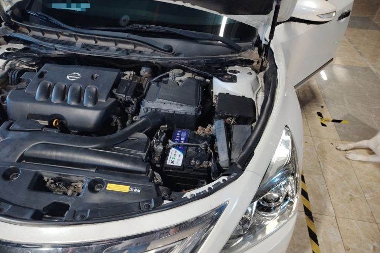 Used Nissan Teana 2014 2.0L XL Upper Tech Edition Engine Bay Left