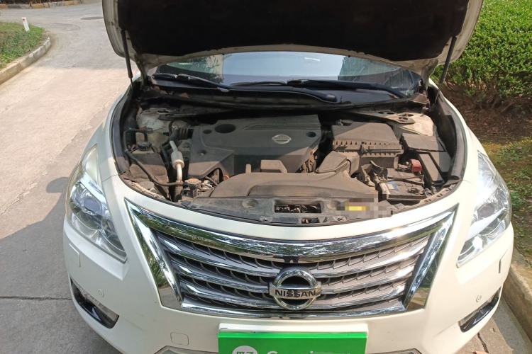 Used Nissan Teana 2014 Duke 2.5L XV Deluxe Edition Engine Bay