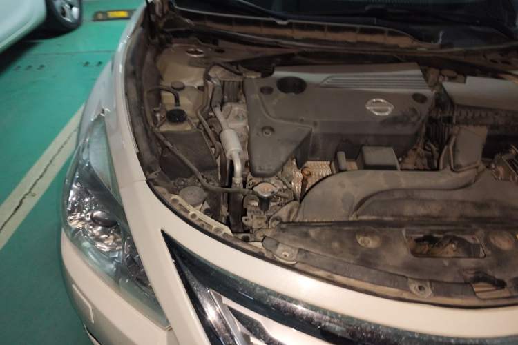 Used Nissan Teana 2014 2.5L XL Upper Tech Edition Engine Bay Right