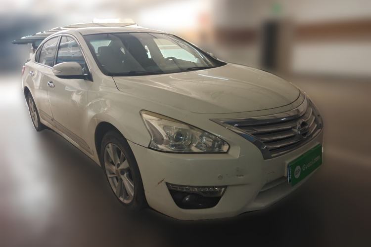 Used Nissan Teana 2014 2.0L XL Upper Tech Edition Front Right 45 Deg
