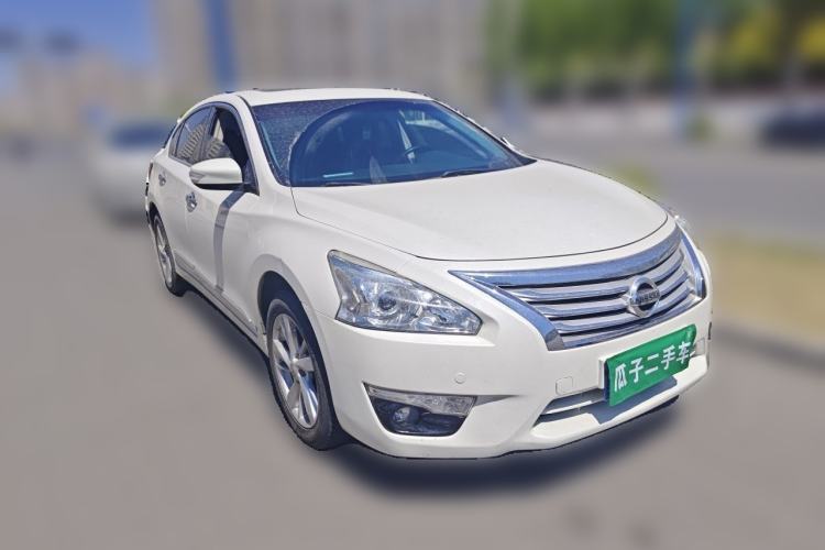 Used Nissan Teana 2014 2.0L XL Upper Tech Edition Front Right 45 Deg