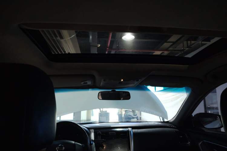 Used Nissan Teana 2014 2.0L XL Upper Tech Edition Headliner