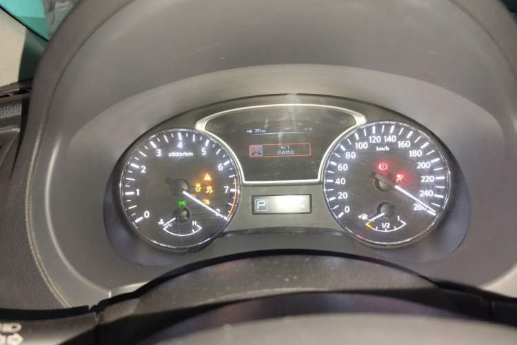 Used Nissan Teana 2014 2.5L XL Upper Tech Edition Instrument Cluster