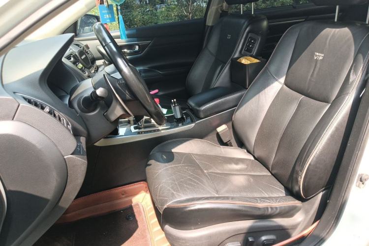 Used Nissan Teana 2014 Duke 2.5L XV Deluxe Edition Left Front Seat