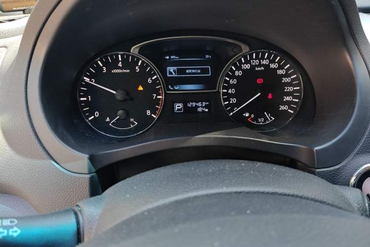 Used Nissan Teana 2014 2.0L XL Upper Tech Edition Odometer Close Up