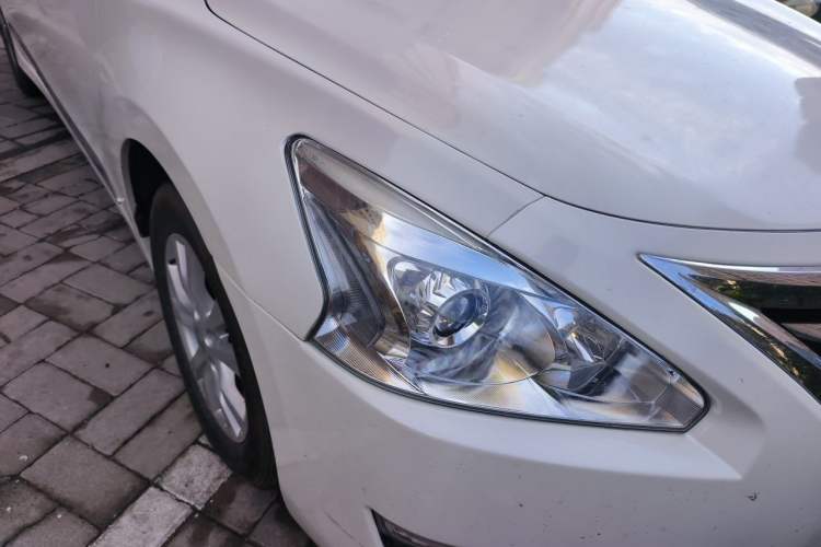 Used Nissan Teana 2014 2.0L XL Upper Tech Edition Right Front Headlight