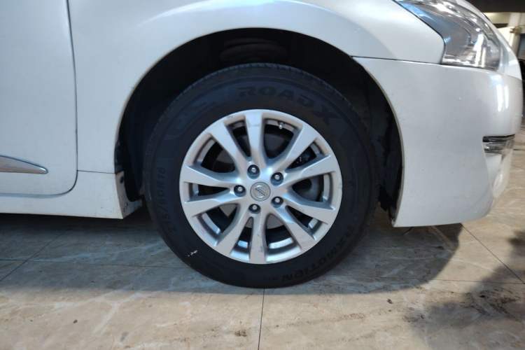 Used Nissan Teana 2014 2.0L XL Upper Tech Edition Right Front Wheel Hub