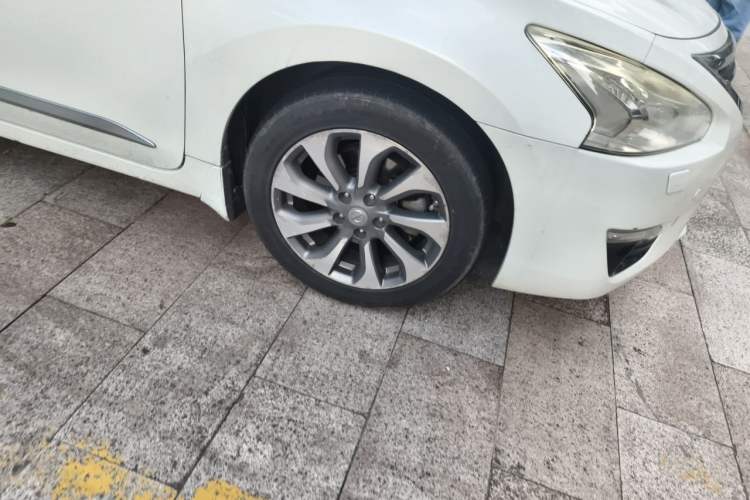 Used Nissan Teana 2014 Duke 2.5L XV Glory Edition Right Front Wheel Hub