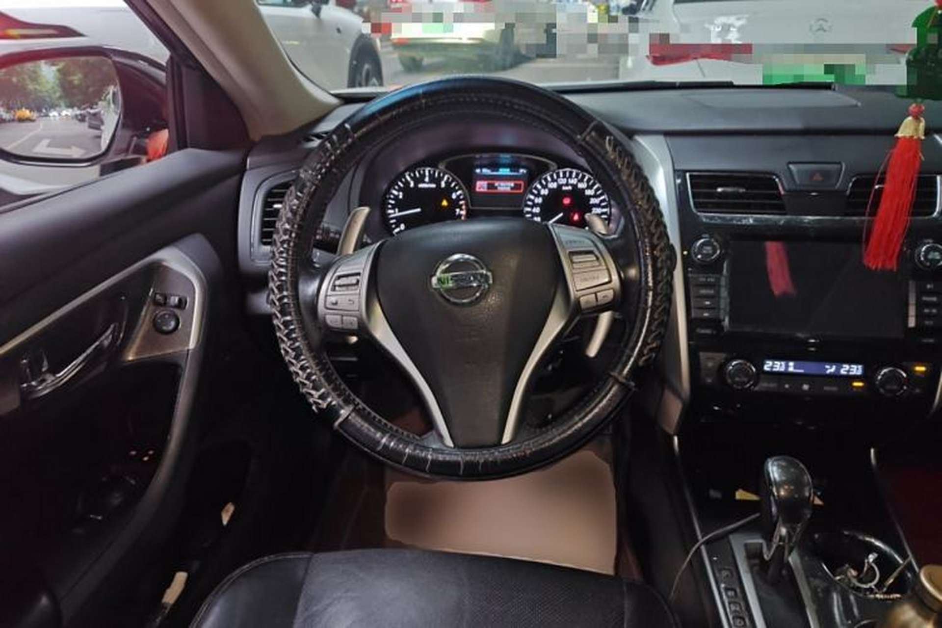 Used Nissan Teana 2014 Duke 2.5L XV Luxury Edition Steering Wheel