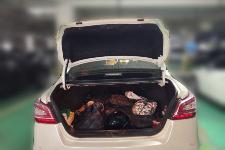 Used Nissan Teana 2014 2.5L XL Upper Tech Edition Trunk