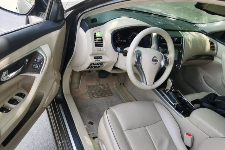 Used Nissan Teana 2014 Duke 2.5L XV-VIP Luxury Edition Driver Seat