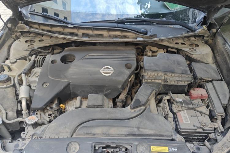 Used Nissan Teana 2014 Duke 2.5L XV-VIP Luxury Edition Engine Bay