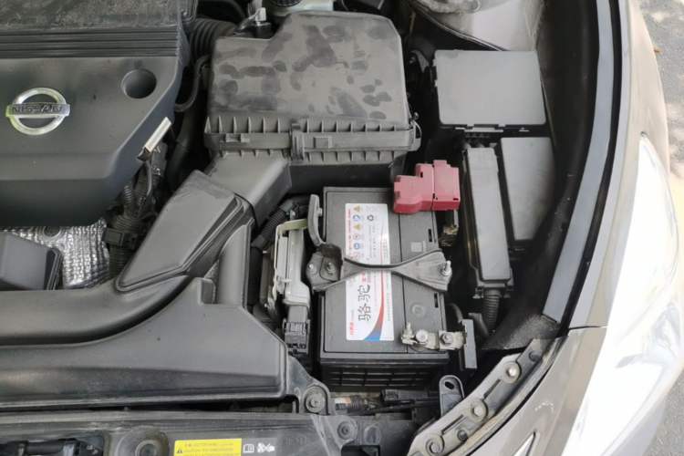 Used Nissan Teana 2014 Duke 2.5L XV-VIP Luxury Edition Engine Bay Left