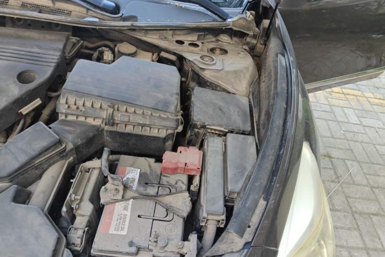 Used Nissan Teana 2014 Duke 2.5L XV-VIP Luxury Edition Engine Bay Left