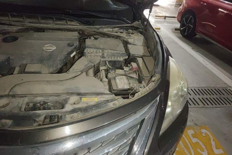 Used Nissan Teana 2014 Duke 2.5L XV-VIP Luxury Edition Engine Bay Left