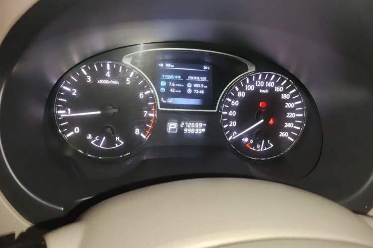Used Nissan Teana 2014 Duke 2.5L XV-VIP Luxury Edition Odometer Close Up