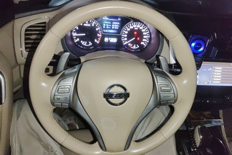 Used Nissan Teana 2014 Duke 2.5L XV-VIP Luxury Edition Steering Wheel