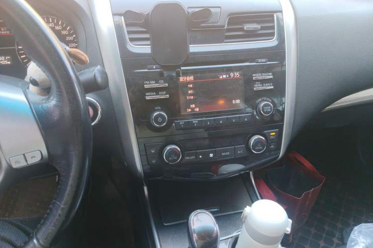 Used Nissan Teana 2015 2.0L XL Upper Champions League Tech Edition Audio And AC Panel