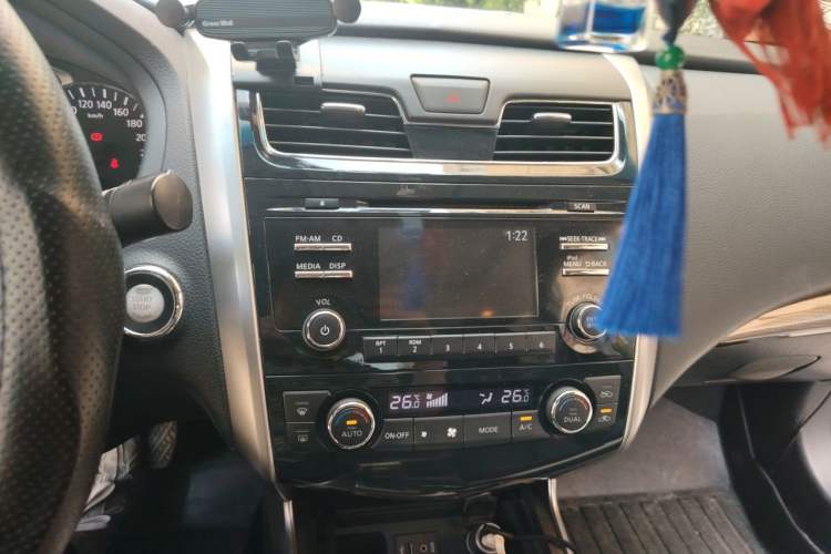 Used Nissan Teana 2015 2.5L XL Upper Champions League Tech Edition Audio And AC Panel