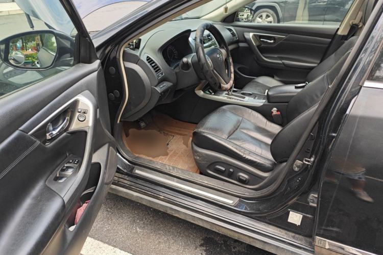 Used Nissan Teana 2015 2.0L XL Upper Champions League Tech Edition Driver Seat