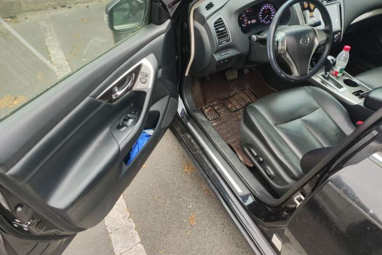 Used Nissan Teana 2015 2.0L XL Upper Champions League Tech Edition Driver Seat