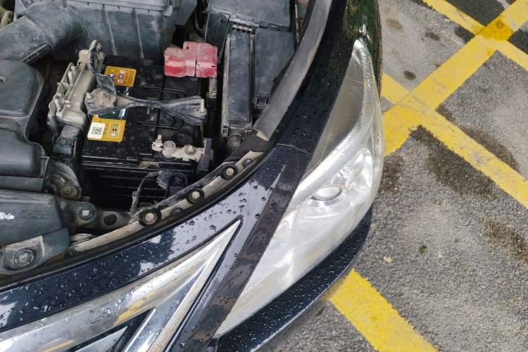 Used Nissan Teana 2015 2.0L XL Upper Champions League Tech Edition Engine Bay Left