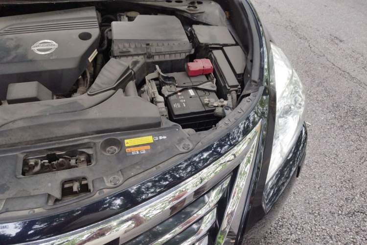 Used Nissan Teana 2015 2.5L XL-Upper NAVI Tech Champions League Deluxe Edition Engine Bay Left