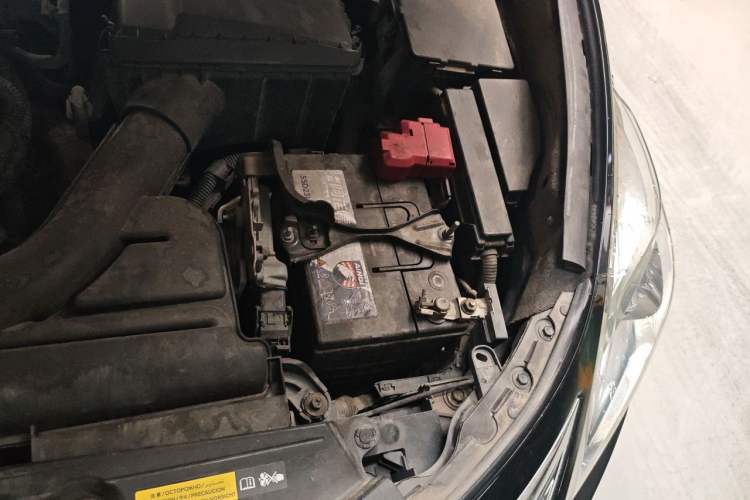 Used Nissan Teana 2015 2.0L XL Upper Champions League Tech Edition Engine Bay Left
