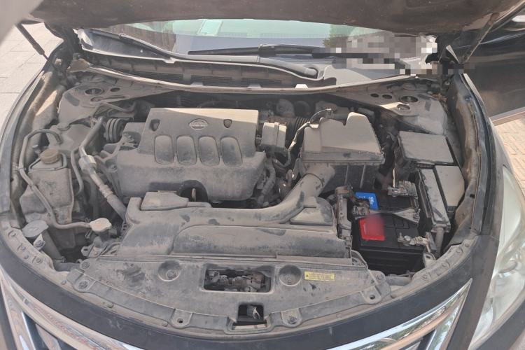 Used Nissan Teana 2015 2.0L XE-Sporty Champions League Sports Edition Engine Bay