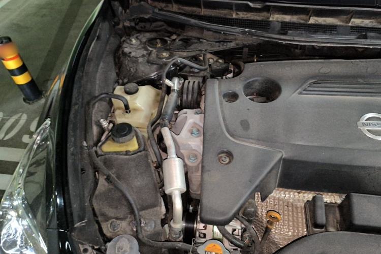 Used Nissan Teana 2015 Duke 2.5L XV-VIP Champions League Prestige Edition Engine Bay Right