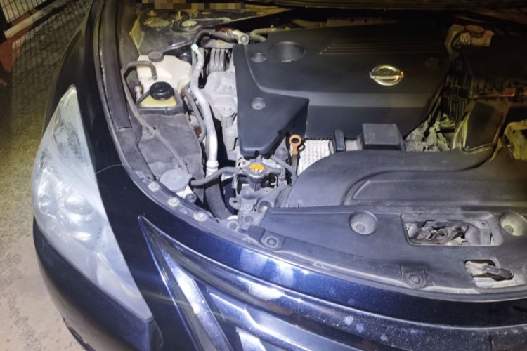 Used Nissan Teana 2015 Duke 2.5L XV Champions League Glory Edition Engine Bay Right