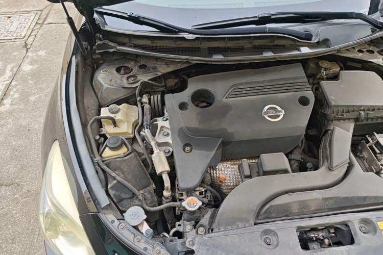 Used Nissan Teana 2015 Duke 2.5L XV Champions League Glory Edition Engine Bay Right