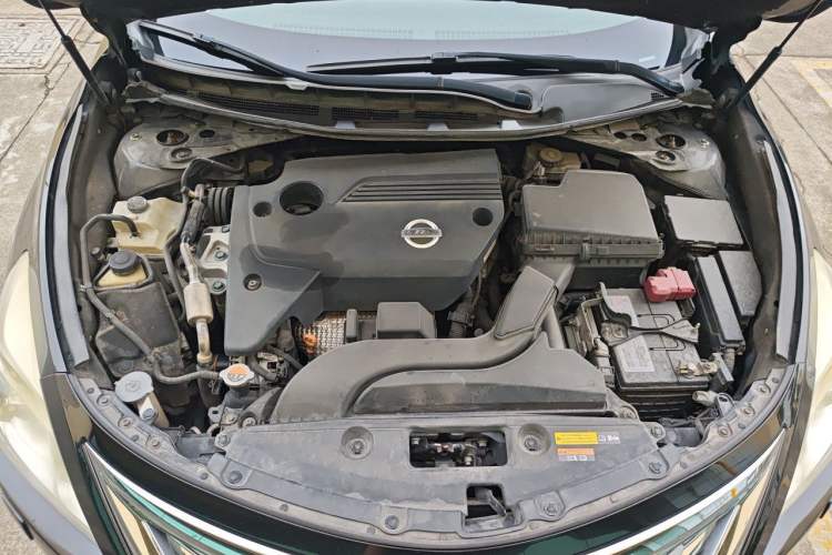 Used Nissan Teana 2015 Duke 2.5L XV Champions League Glory Edition Engine Bay