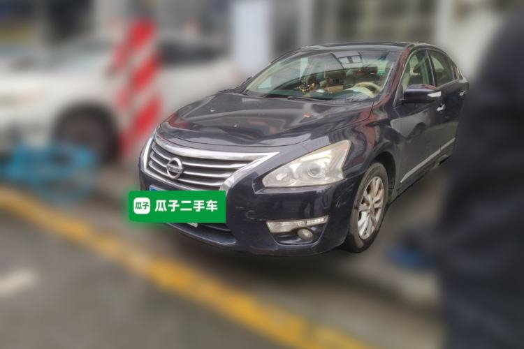 Used Nissan Teana 2015 2.0L XE-Sporty Champions League Sports Edition Front Left 45 Deg
