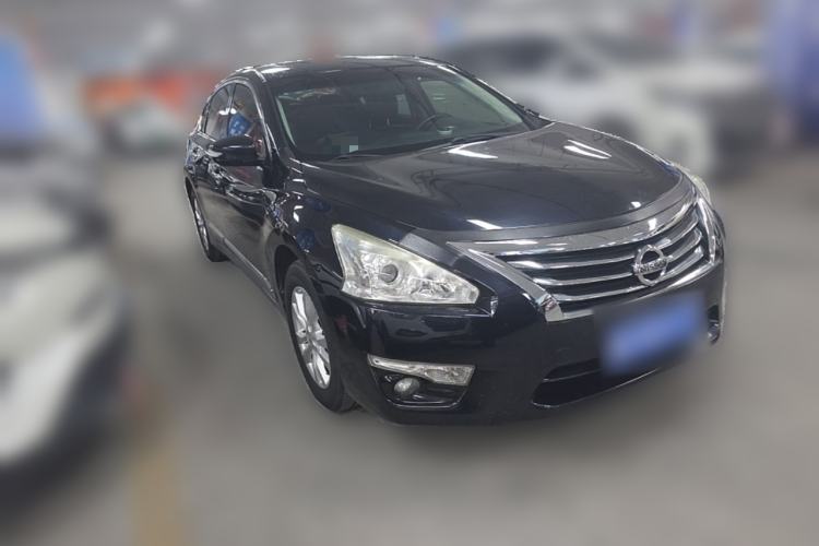 Used Nissan Teana 2015 2.0L XL Upper Champions League Tech Edition Front Right 45 Deg