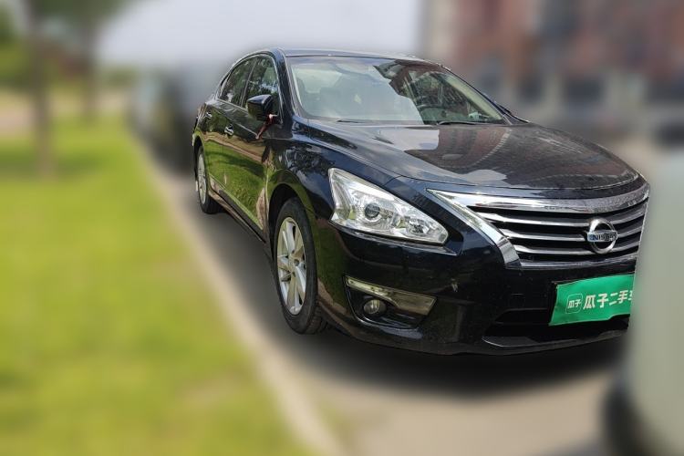 Used Nissan Teana 2015 2.0L XL Upper Champions League Tech Edition Front Right 45 Deg
