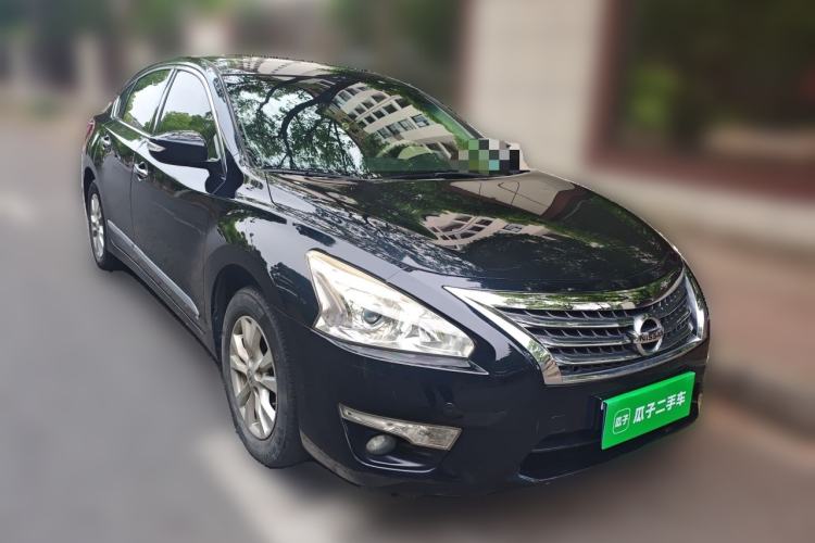 Used Nissan Teana 2015 2.0L XL Upper Champions League Tech Edition Front Right 45 Deg