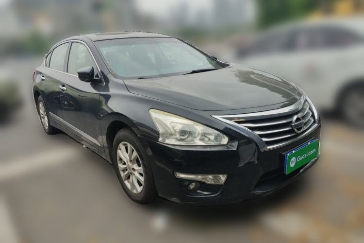 Used Nissan Teana 2015 2.0L XL Upper Champions League Tech Edition Front Right 45 Deg