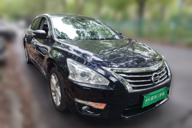 Used Nissan Teana 2015 2.5L XL-Upper NAVI Tech Champions League Deluxe Edition Front Right 45 Deg