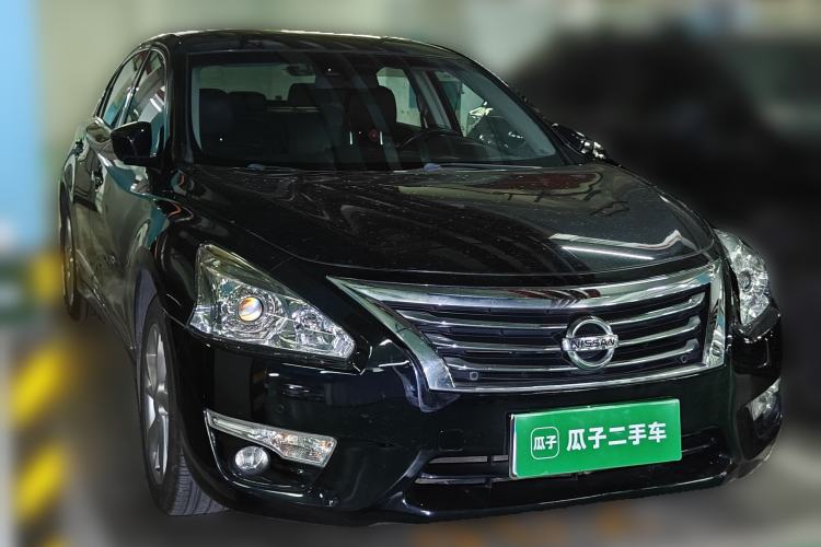 Used Nissan Teana 2015 2.0L XL Upper Champions League Tech Edition Front Right 45 Deg