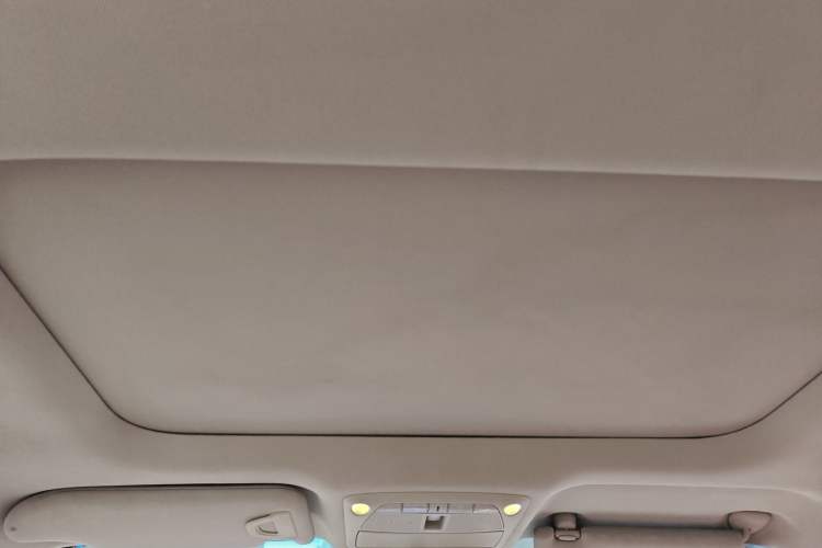 Used Nissan Teana 2015 Duke 2.5L XV Champions League Glory Edition Headliner