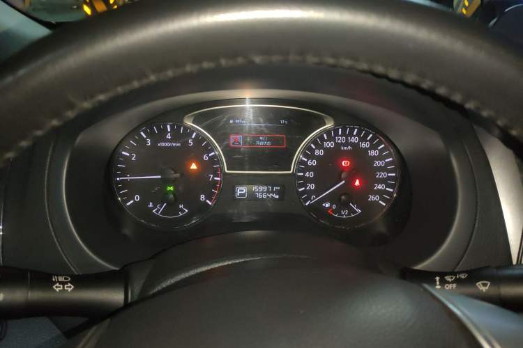 Used Nissan Teana 2015 2.0L XL Upper Champions League Tech Edition Instrument Cluster