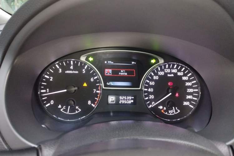Used Nissan Teana 2015 2.5L XL-Upper NAVI Tech Champions League Deluxe Edition Instrument Cluster