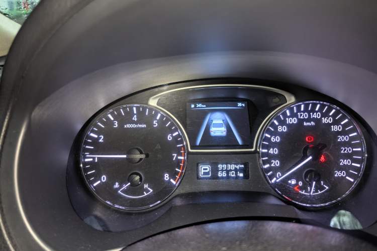 Used Nissan Teana 2015 2.0L XL-Sporty UEFA Champions League Edition Instrument Cluster