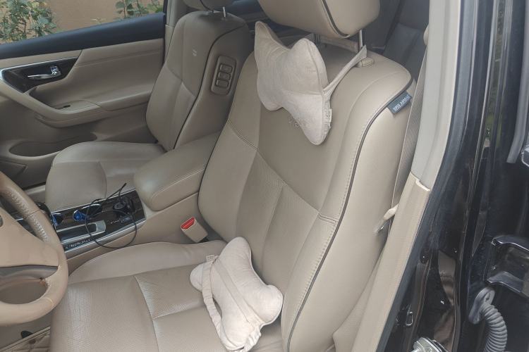 Used Nissan Teana 2015 Duke 2.5L XV Champions League Glory Edition Left Front Seat