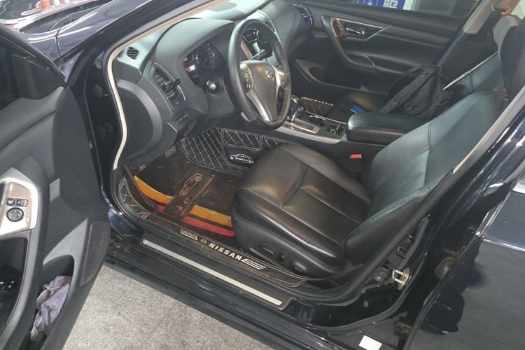 Used Nissan Teana 2015 2.0L XL Upper Champions League Tech Edition Left Front Seat