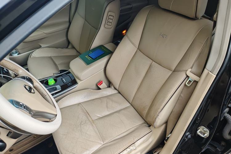 Used Nissan Teana 2015 Duke 2.5L XV Champions League Glory Edition Left Front Seat